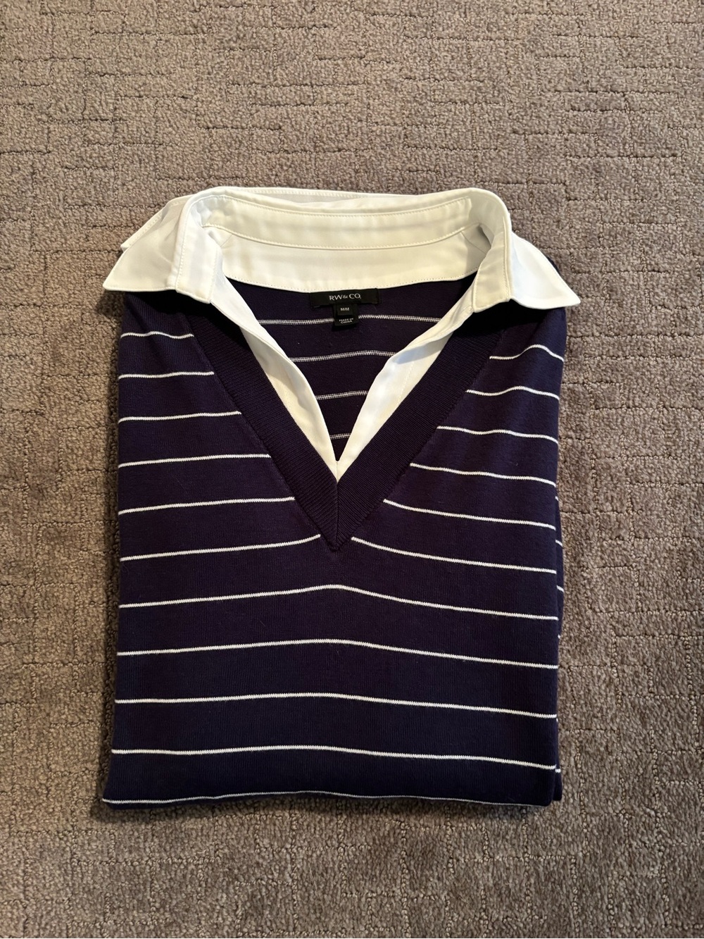 RW&CO. Navy striped V-neck sweater with white collar
